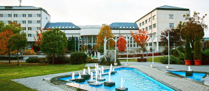 Eszterházy Károly Egyetem - Gyöngyösi Károly Róbert Campus