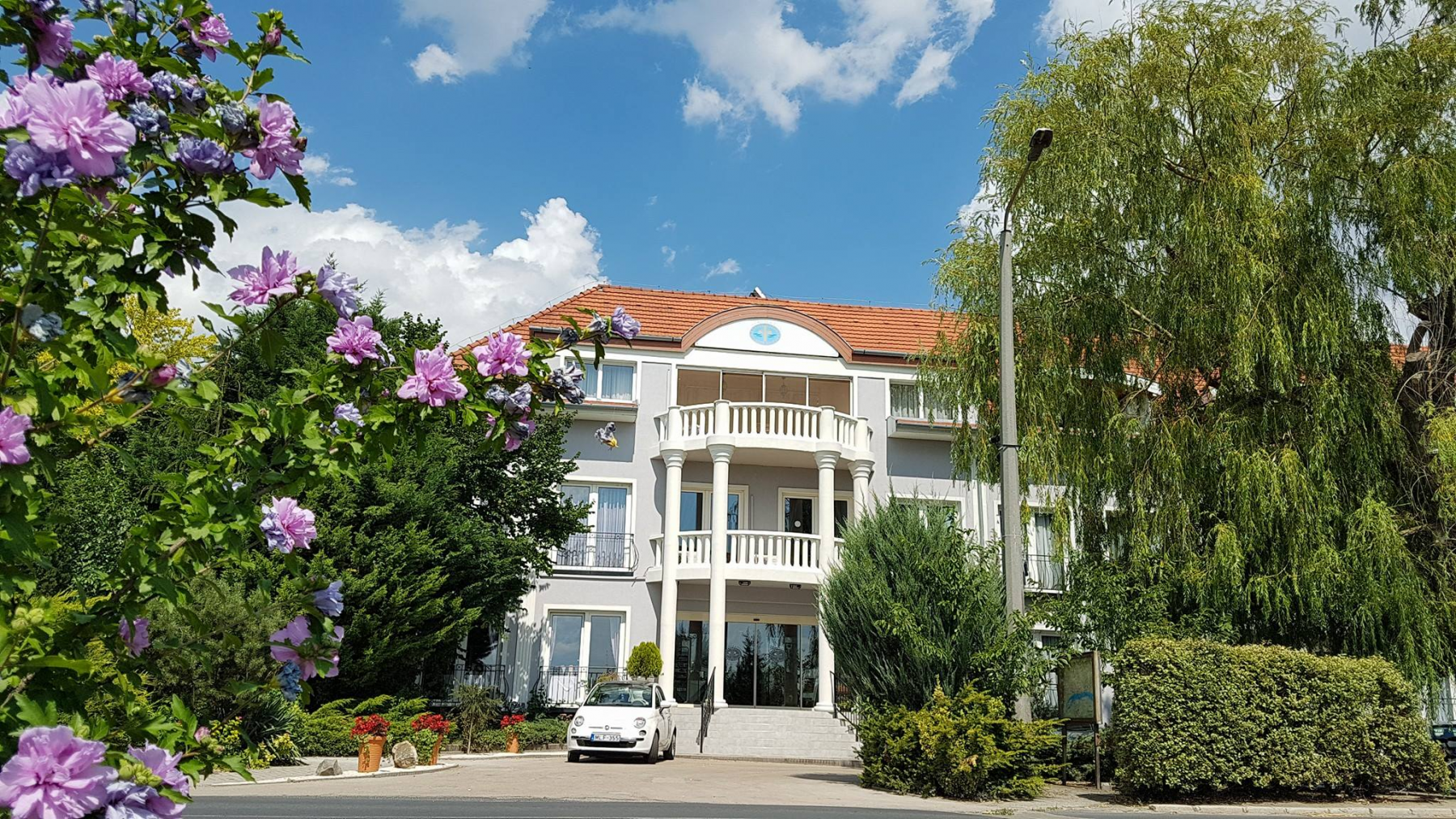 Duna Relax & Event Hotel****
