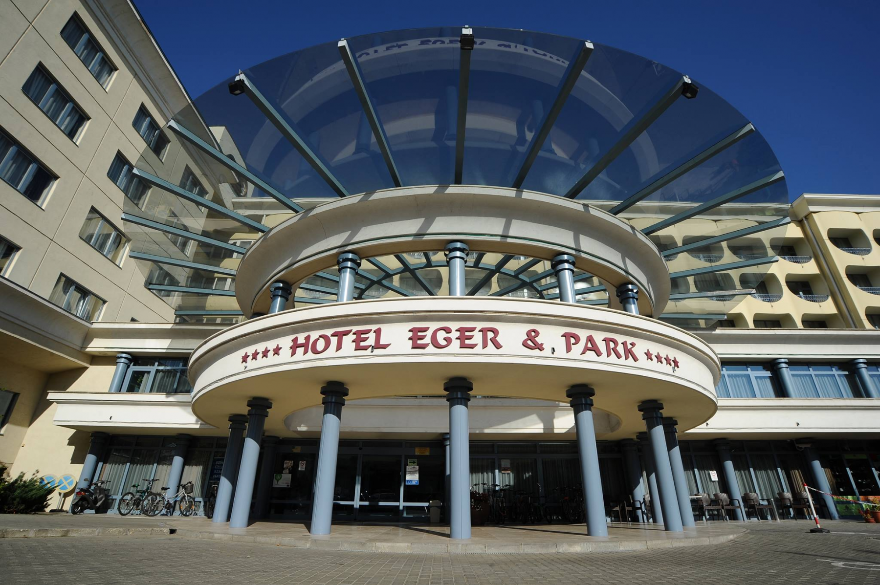 Hotel Eger & Park